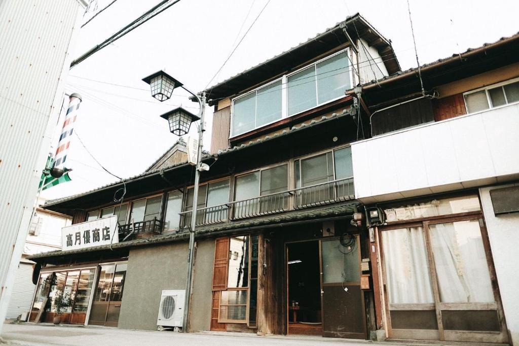 Ozu Hostel | はたご屋 霧中
