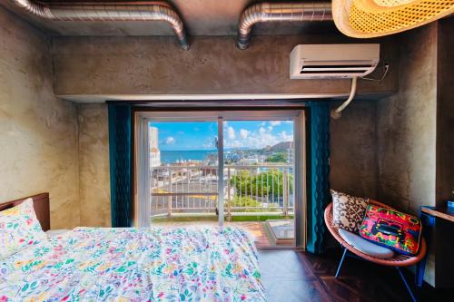 Maeganeku Apartment | シートピア恩納村Ocean 贅沢快適なデザイナーズ空間と蒼い海
