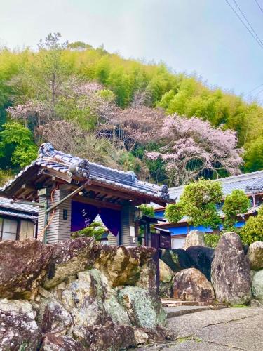 Kochi Villa | 三井家ペットと泊れる一軒家らんまんで話題の牧野植物園まで25分