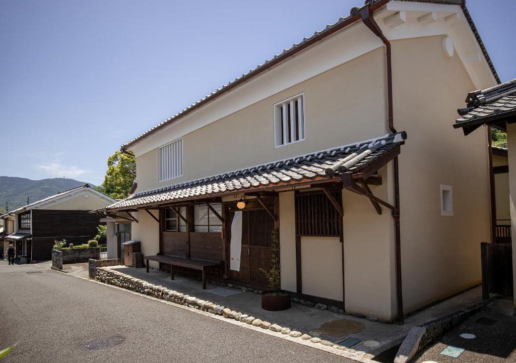 Uchiko Hotel | 内子の宿 久
