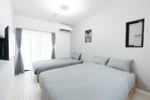 Nishi Apartment | 宵時雨