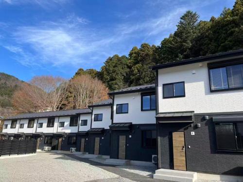 Azagawa Villa | 富士晴 湖畔 Villas 花园