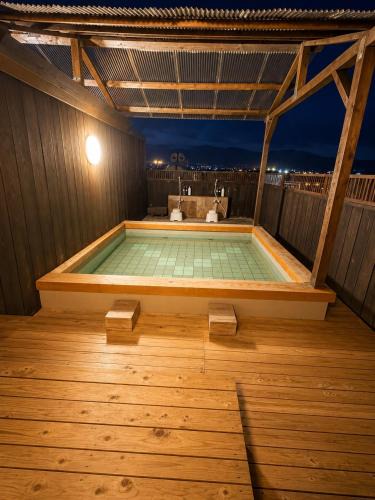 Isawa Onsen Hotel | 旅館 いさわ和み宿 Retro Tatami Ryokan in Yamanashi