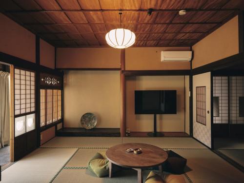Onomichi House | 暮雲春樹 ぼうんしゅんじゅ