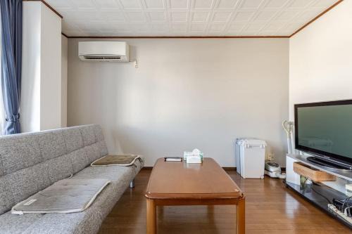 Oi-machi Apartment | 有水邸