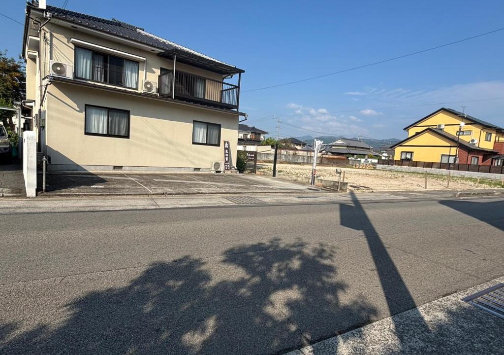 Hoshinooka House | 木の家ゲストハウス松山本館
