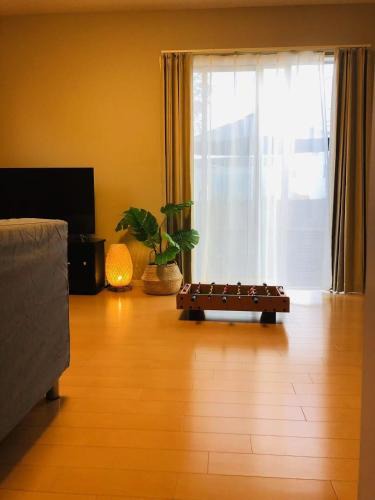 Matsuyama House | 民宿 月 最大7名 3寝室の一棟貸切 駐車場2台無料 バス停徒歩1分