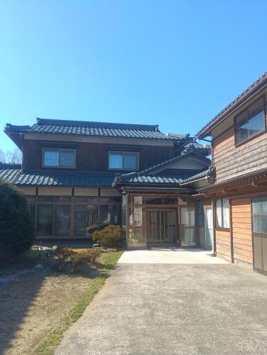 Namimatsu Apartment | 波松の家
