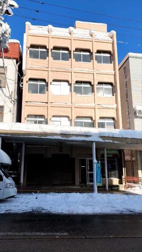 Yuzawa-machi Hotel | 湯沢粉雪の宿