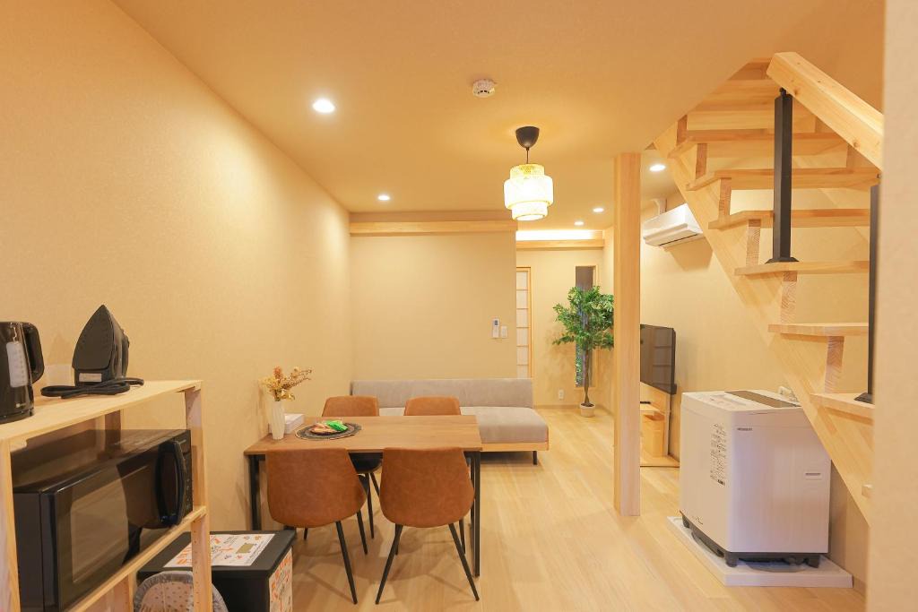 Tanimachi Villa | 秋桜上本町
