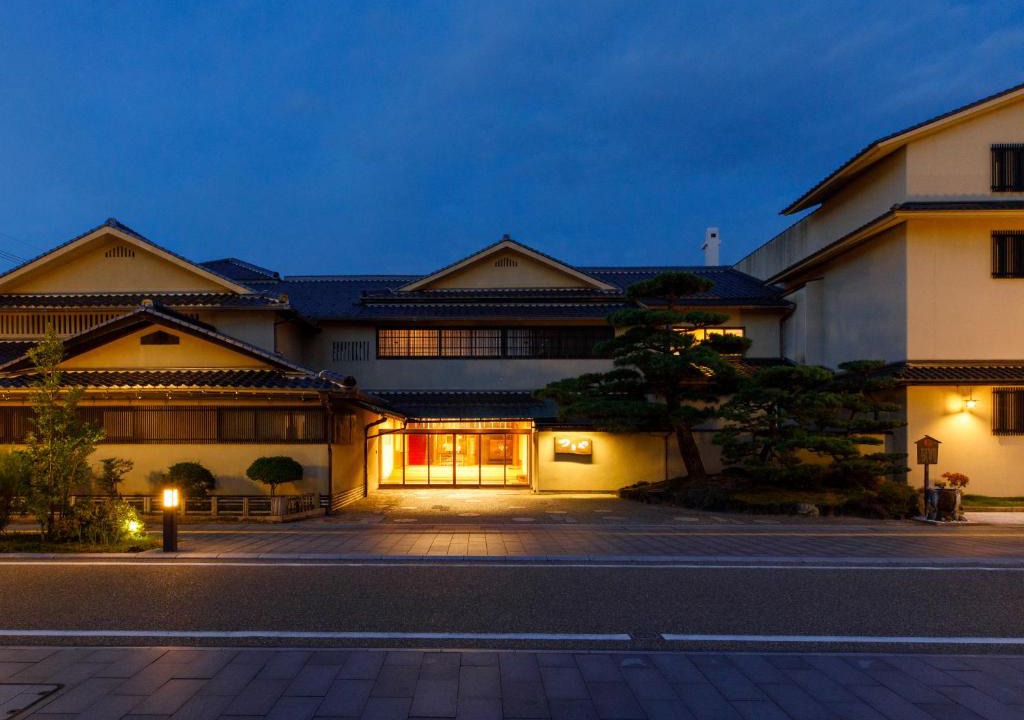 Onsen Hotel | 越前あわら温泉 つるや