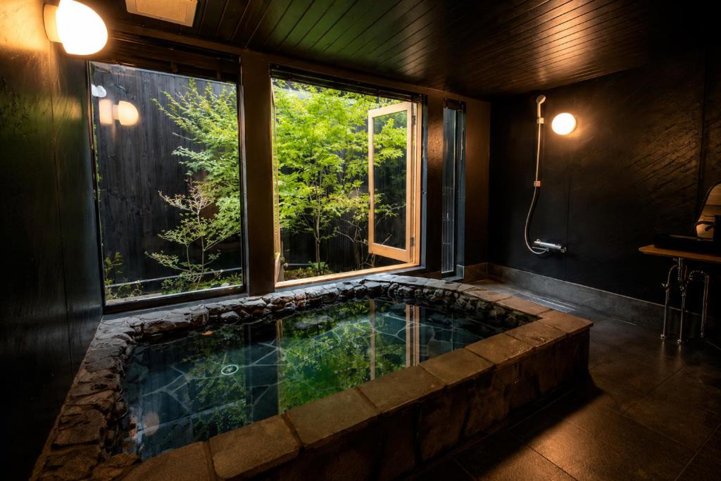 Shimogyo Villa | 長安宿西本願寺
