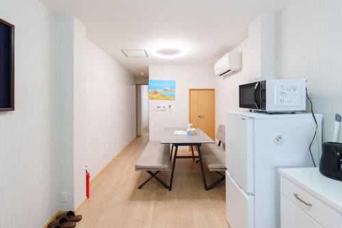 Dotonbori Apartment | 青葉邸 TSUDOI 5 Min Walk to Dotonbori and Kuromon Market 5BR Private House