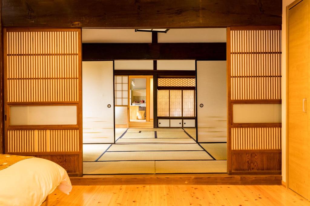 Otaki House | 高級古民家宿 城下町家 金蔵Kinzo