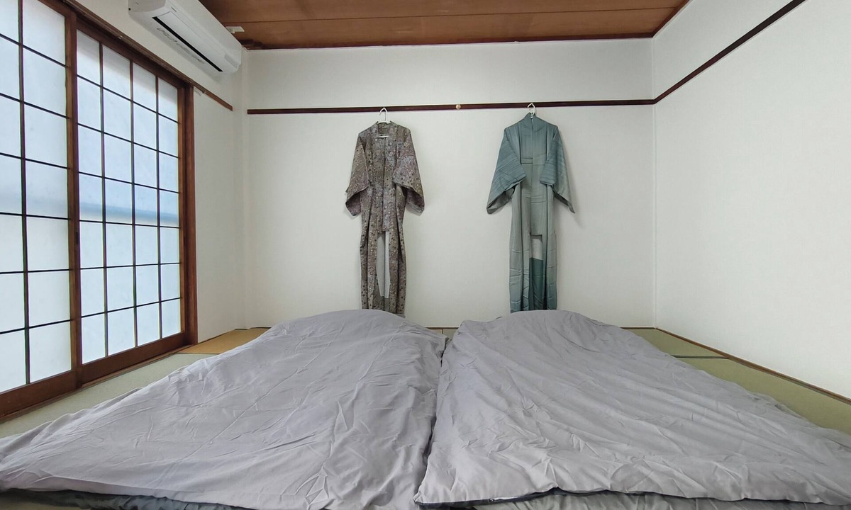 Naniwa Apartment | 1 minute from JR Imamiya station, 2/3 minutes to Namba/Shinsaibashi station by subway, 36 square meters 2DK, Guest house Chine Room 406