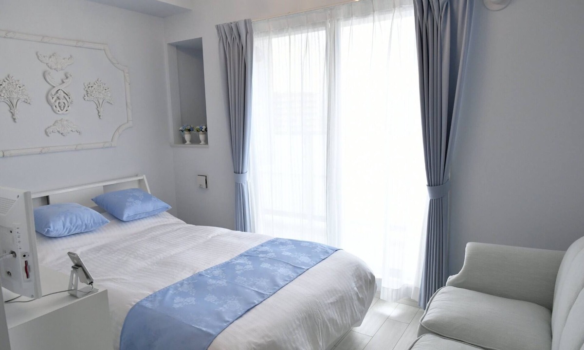 Higashi-ku House | 1006 Petit Trianon 1 / Fukuoka Fukuoka