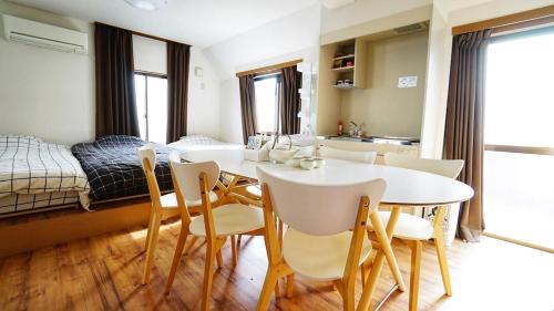 Nishi-Shinjuku Villa | 103 3-minute walk to Nishi-Shinjuku 5-chome Station