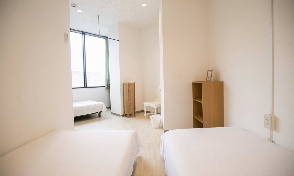 Namba House | 123 Guest House