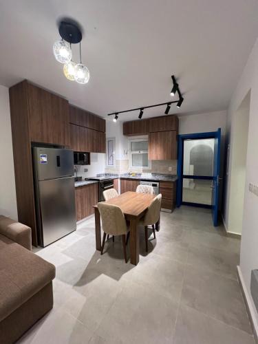 Zawiyat 'Abd al Mun'im Ski Chalet | 2-bedroom Garden Chalet in Mountain View Ras El Hekmah