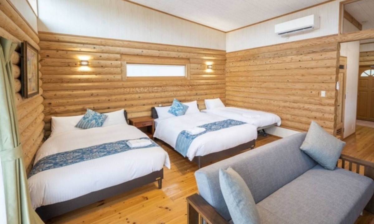 Miyakojima House | 2 nights Log house with outdoor jacuzzi with 3 b/Miyakojima Okinawa