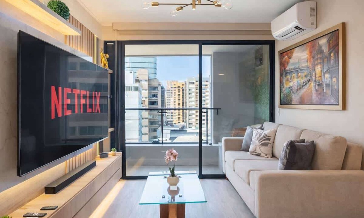 Petit Jean Ocharan Condo | 2BR Prime Larco Walk Larcomar Full Amenities