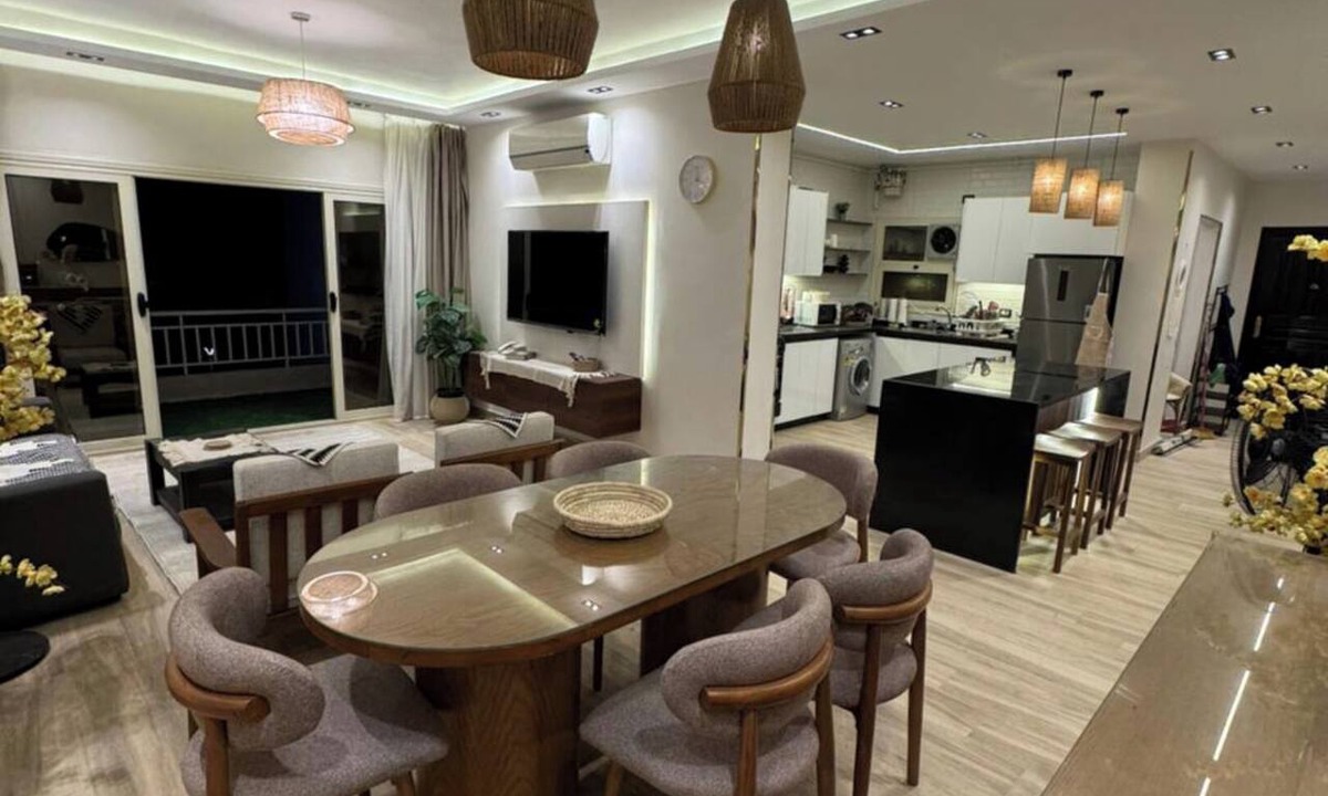 Ash-Shruq Apartment | 3-Bedroom Apartment with AC, Near Grand Egyptian Museum, Wasal Compound.