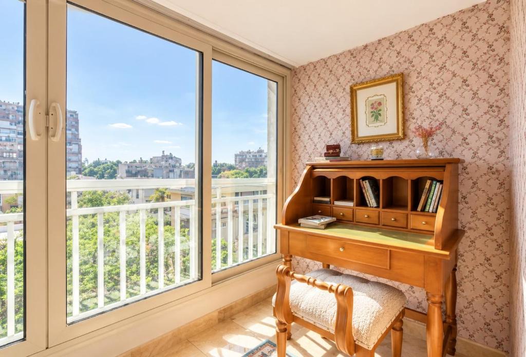 Zamalek Apartment | 3 BR Zamalek Khan vol 2 Vintage story