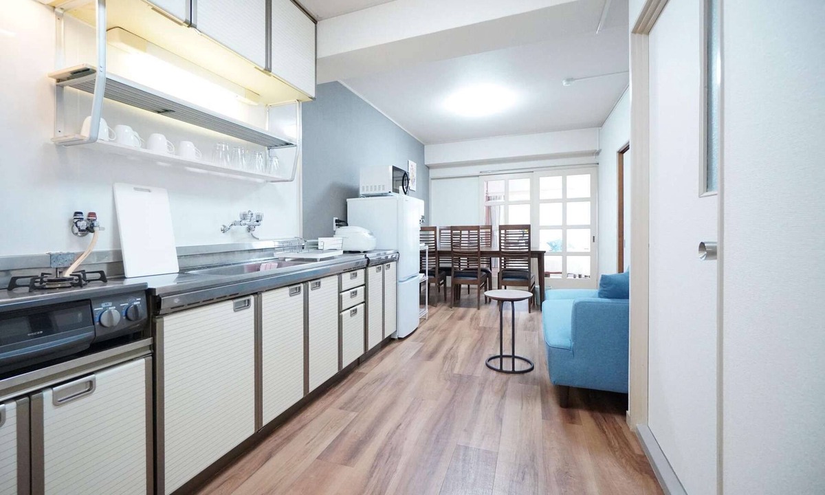 Dotonbori Apartment | 3BR (rare)Kuromon Market · Dotonbori 3min!Sleeps 8!