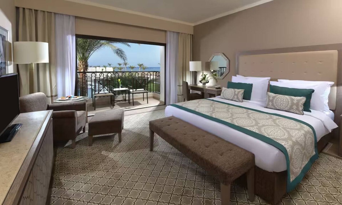 Sharm El Sheikh Hotel | 4 Chic Rooms w/Sea Side Views and Access to Tranquil Beachfront