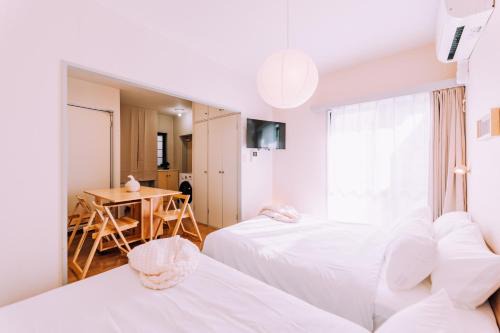 Yoyogi Apartment | 402 Showa Bloom Spacious Stay Near Shinjuku