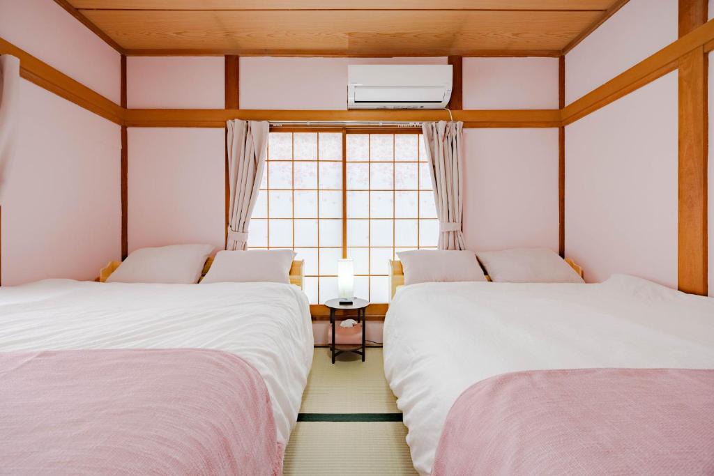 Kita Hotel | 75m2 10people private house rental 8beds 8min Ikebukuro 13min Shinjuku 18min Shibuya Englishspeaking staff available