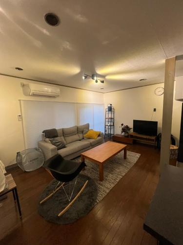 Kita Ward Apartment | 8's house