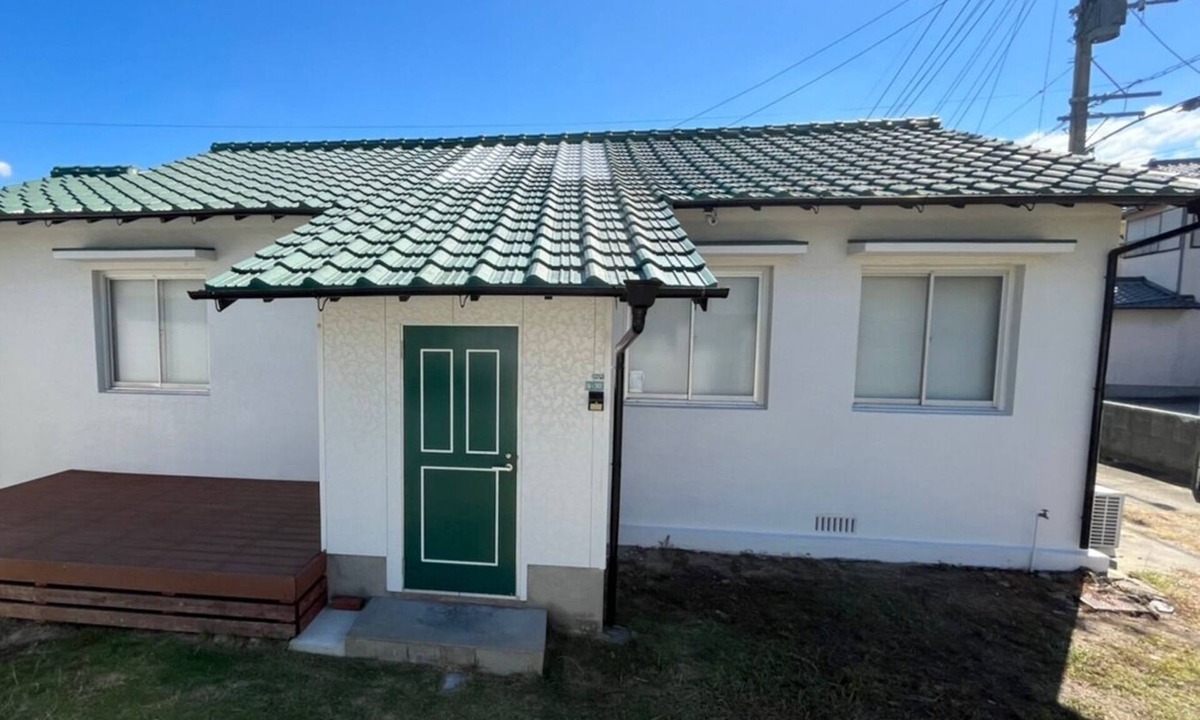 Higashi-ku House | A private US military house Close to Uminonakamic - Breedy House Nishitozaki Building A / Fukuoka Fukuoka