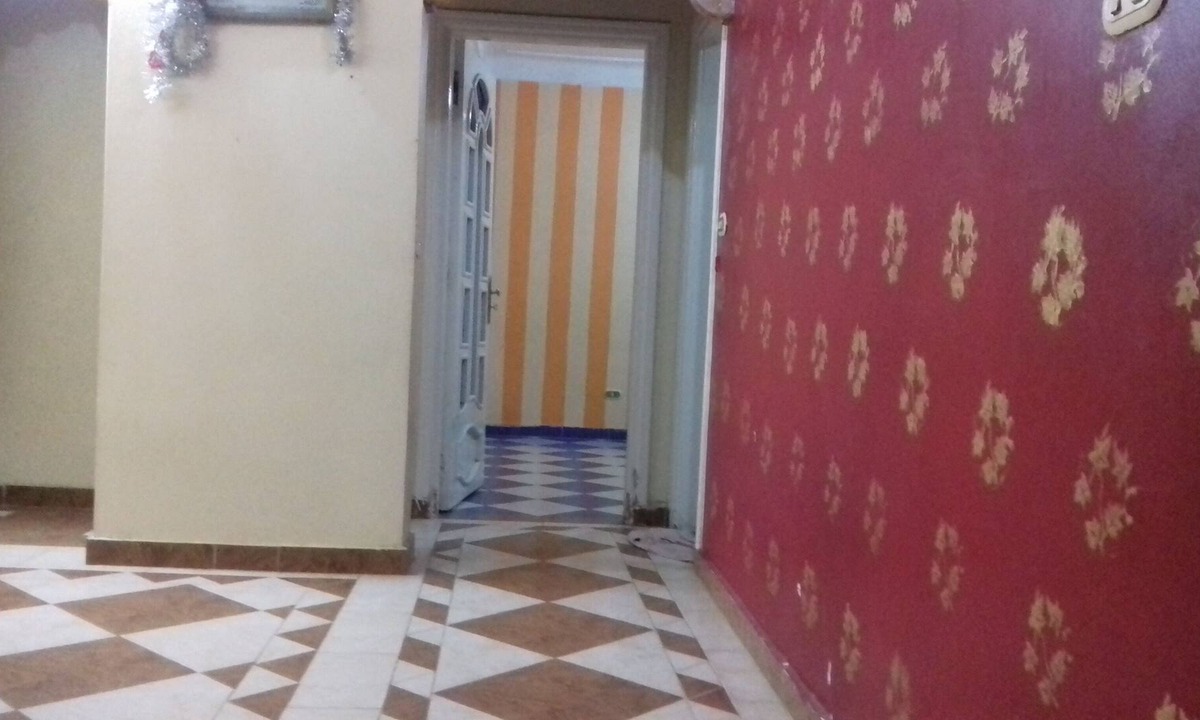 Al-Muntazah Apartment | A room w/2 beds/FP in Alex - 20 mins from the sea