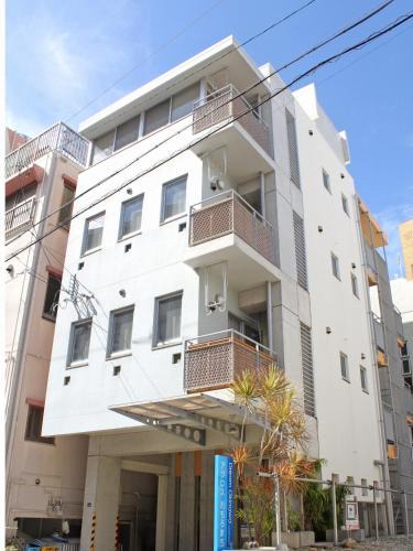 Okinawa Apartment | Across Omoromachi Naha