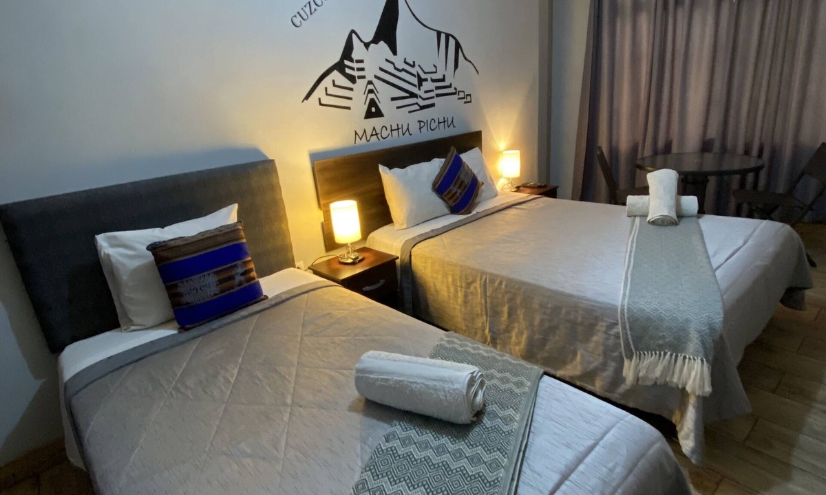 Callao Bed & Breakfast | Airport Tampu B&B - Lima Airport