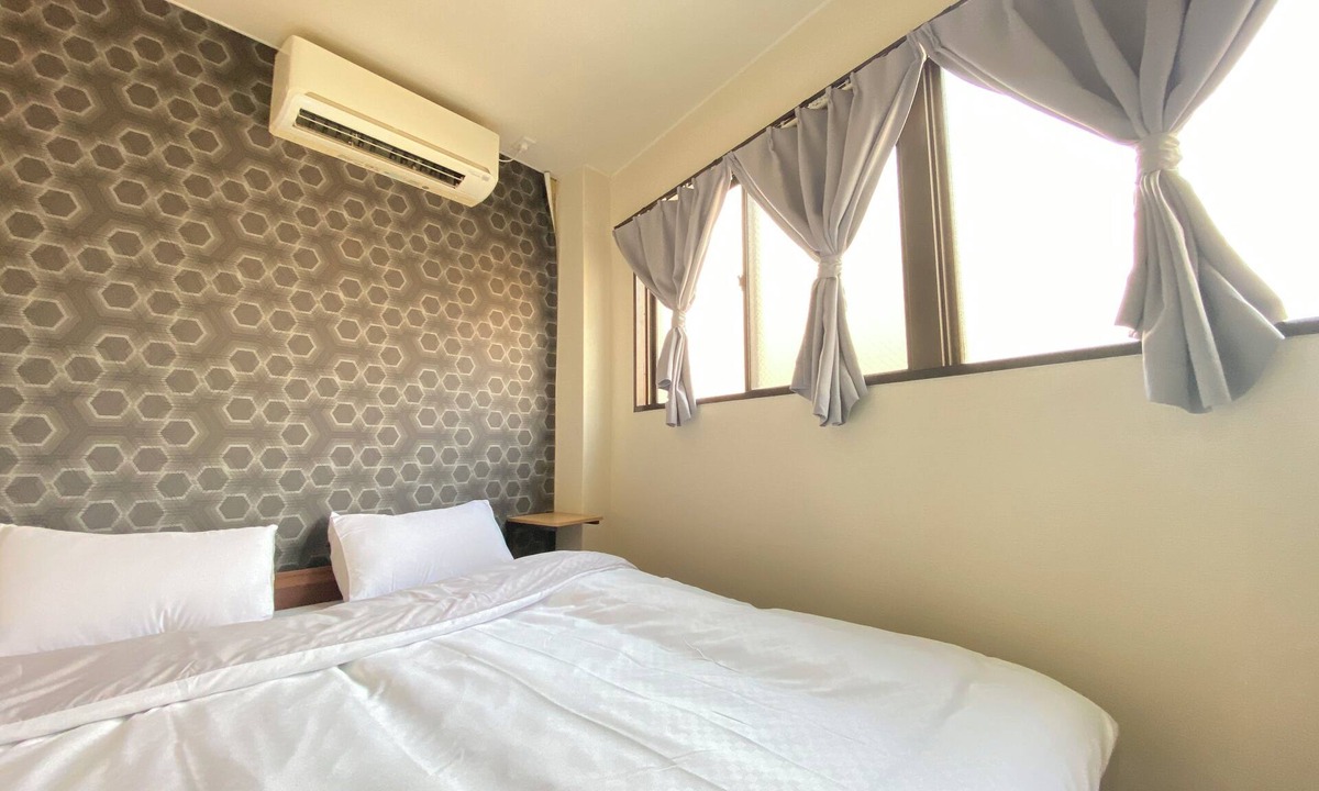 Nishinari Villa | AkiraHome Dobutsuenmae/with private bath for groups/2 min. walk from "Zoo Station"/22 bedrooms