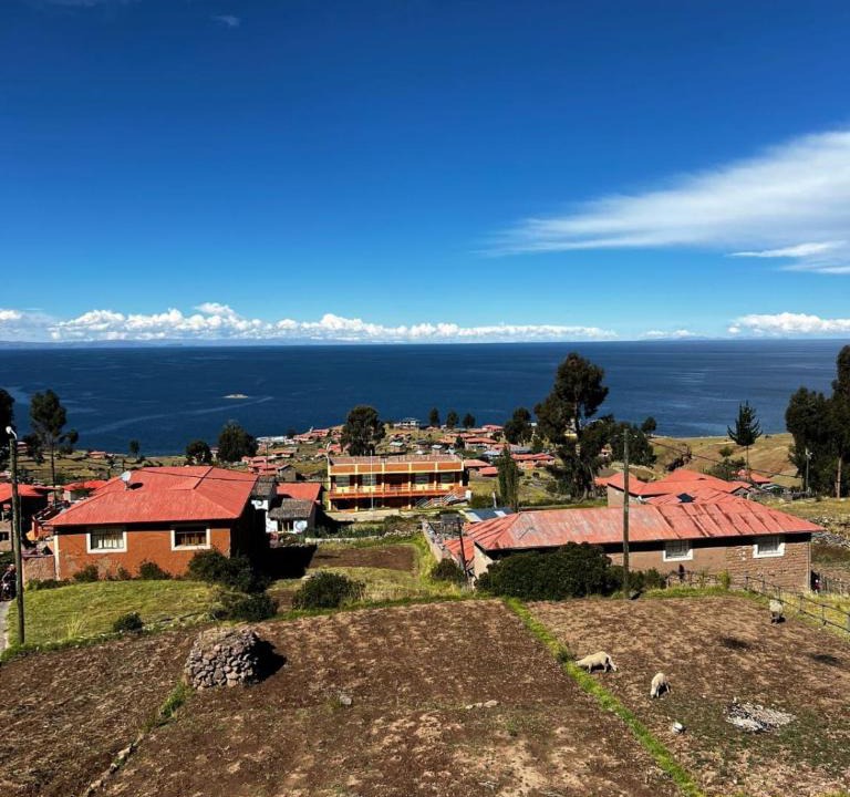 Ocosuyo House | Amantani, Sumaq puñuy wasi, Néstor Lodge