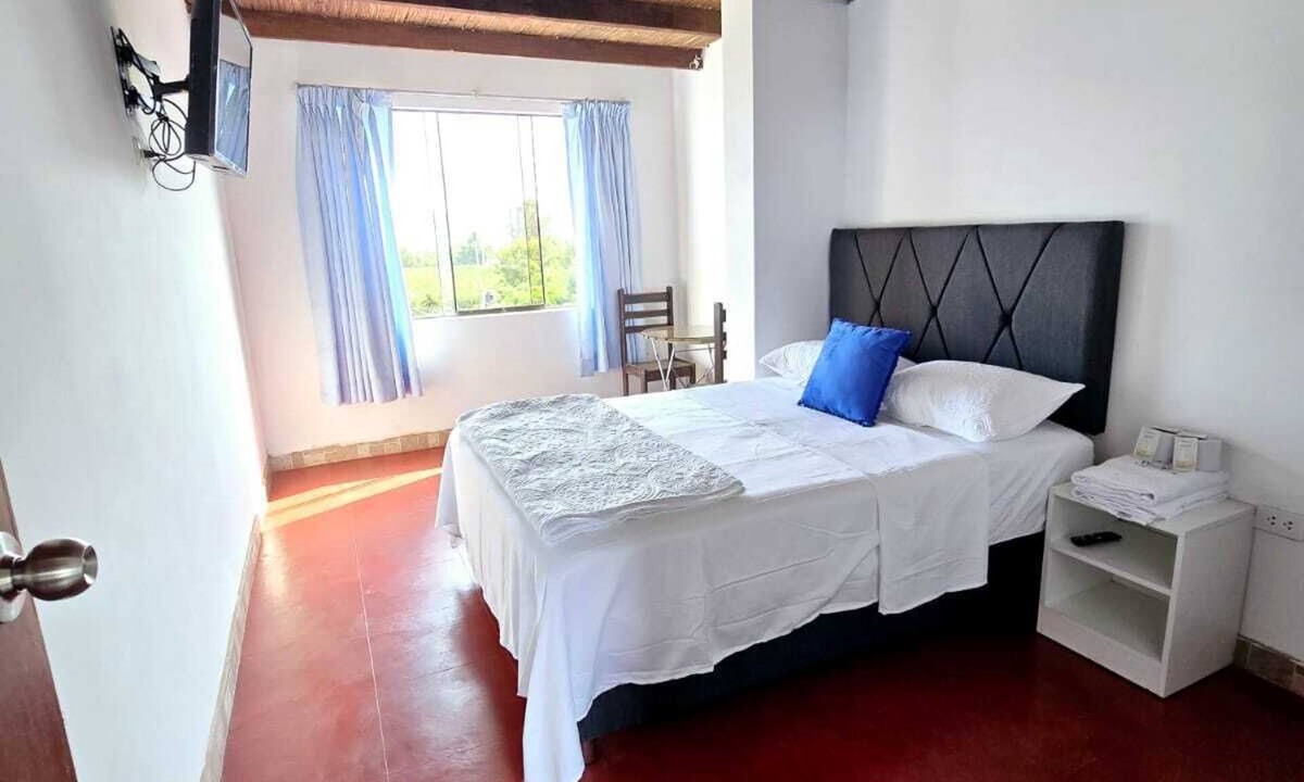 Huaral Hotel | ANGELES HOTEL