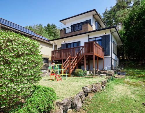Azagawa House | AOKI 富士河口湖眺望 BBQ, ok 貸切大型別荘