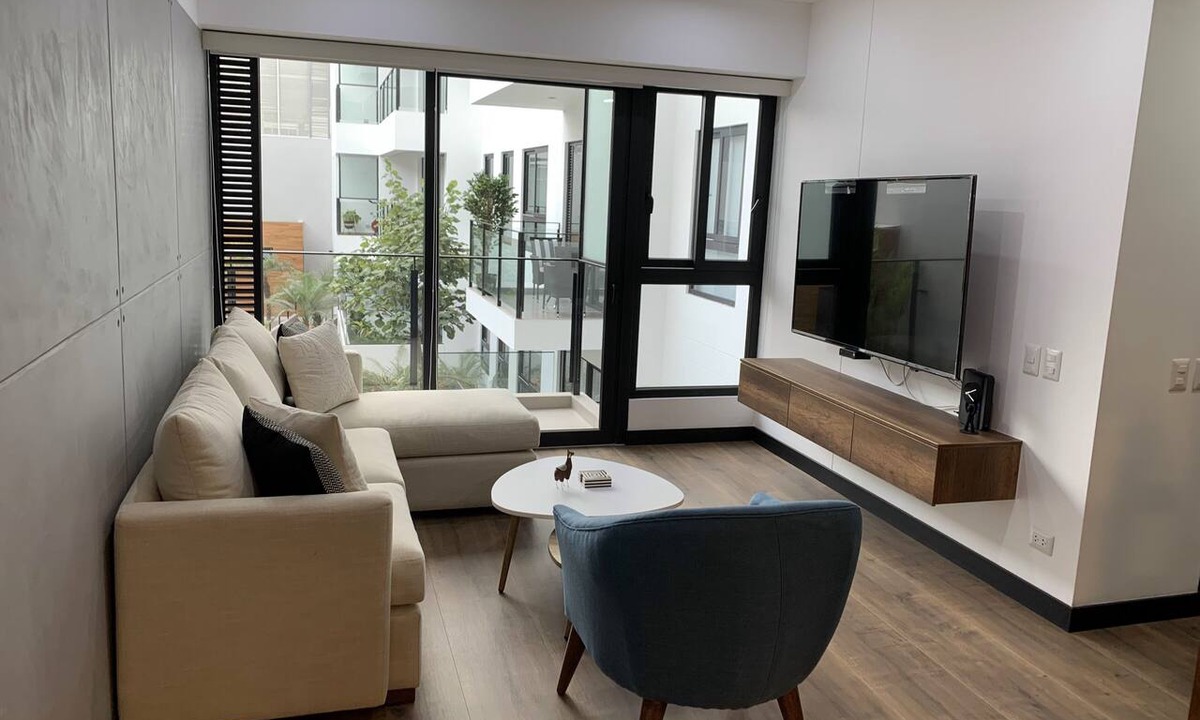 Sector 1 Apartment | Aparts4Days 2-Bedroom Apartment with Gym & Heated Pool in San Isidro, Near the Lima Golf Club