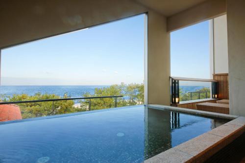 Minamiawaji Hotel | Awaji Hamarikyu