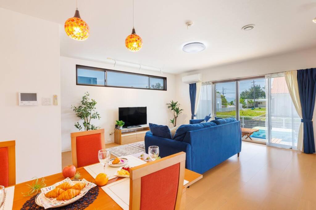Sumuide House | BBQ可/最大8人/古宇利島車で7分/北部を満喫したい方に1番のおすすめ宿/無料駐車場3台 Mahina house
