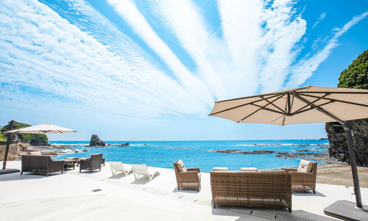 Wabuka Hotel | BEACH TERRACE KUSHIMOTO