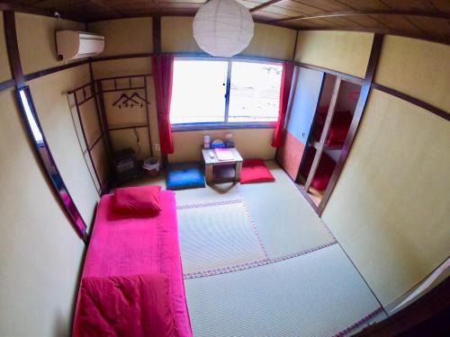 Sakyo Ward Apartment | Benidaruma - Usagi