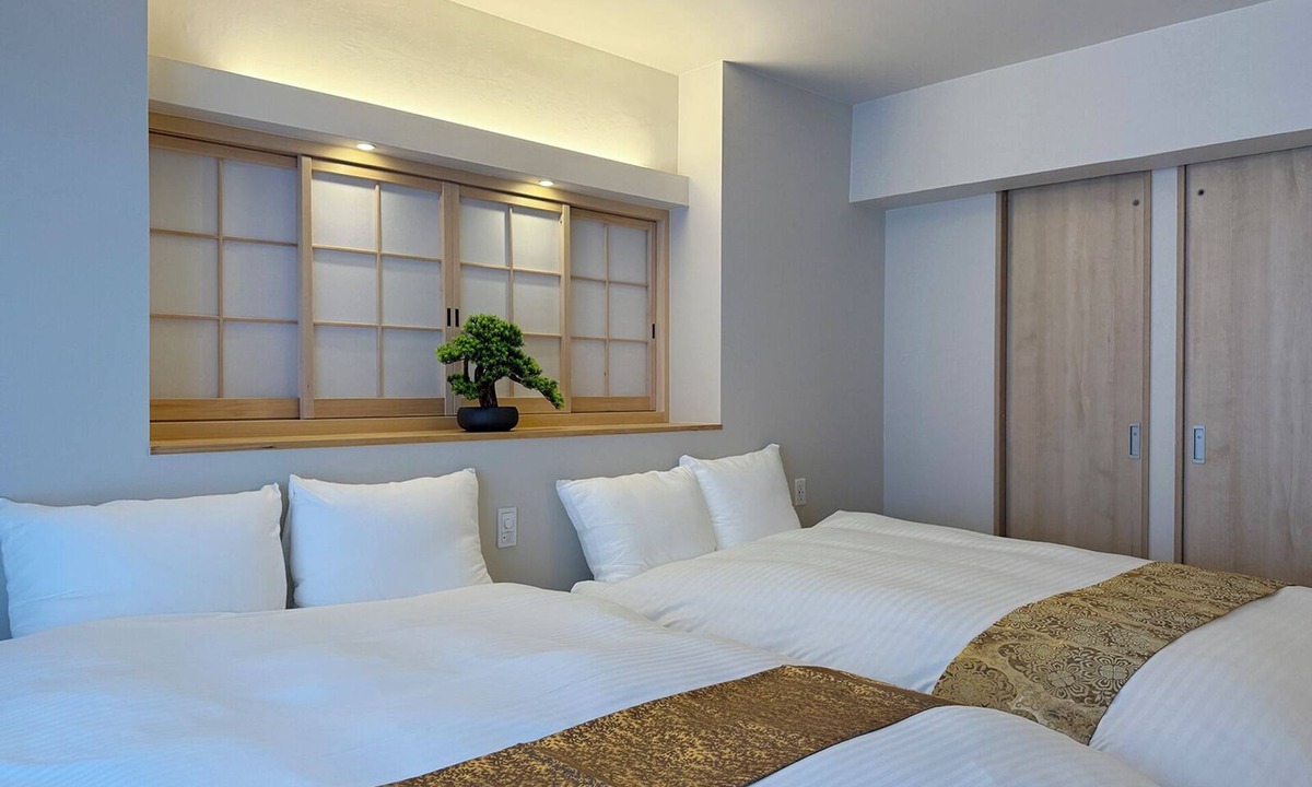 Hatsukaichi Apartment | bHotel Miyajima Omotesando 22