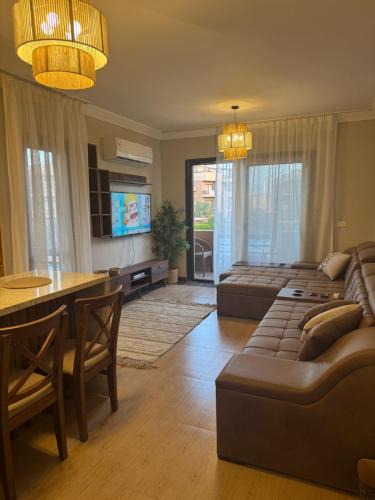 Zafarana Ski Chalet | Bluebay Asia مارسيليا بلوباي