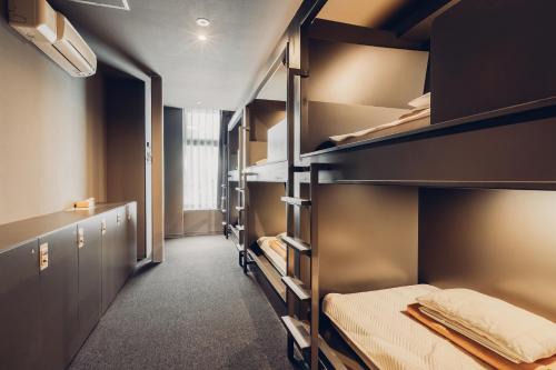 Shikitsuhigashi Hostel | BON Hostel