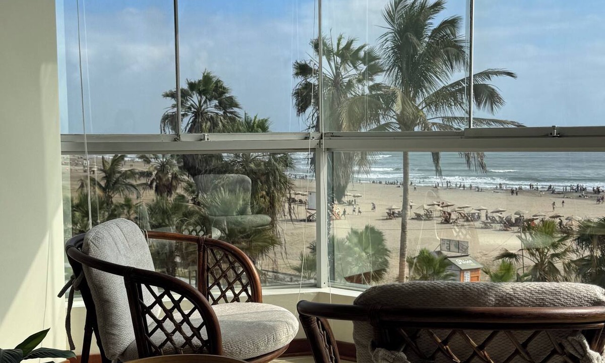 Pimentel Apartment | Brand-new Oceanfront Luxury Apartment at Malecon Seoane Pimentel