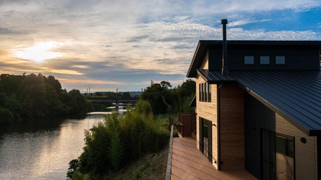 Isumi House | by the river Isumi